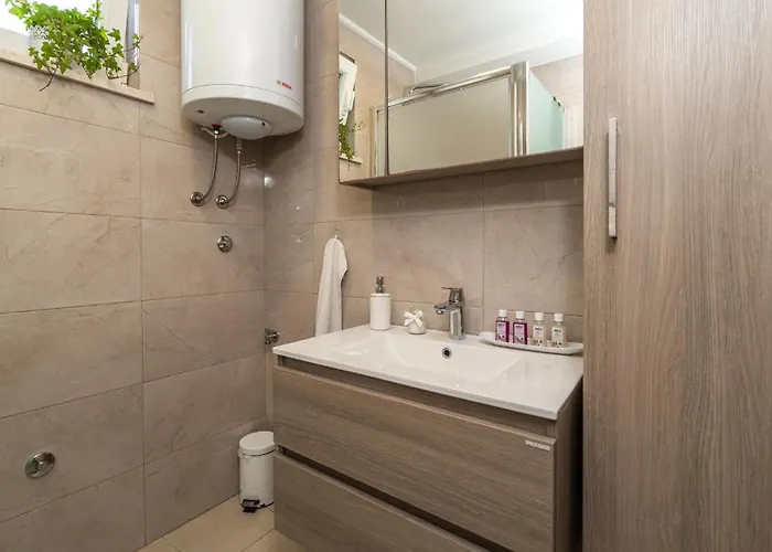 Appartement Beautiful In Sustjepan