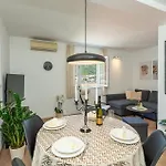 Gorgeous Apartment In Sustjepan With Wifi * Dubrovnik