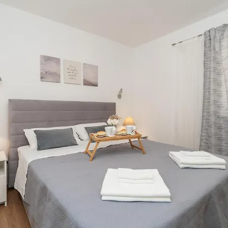 Amazing In Sustjepan With Wifi * Dubrovnik