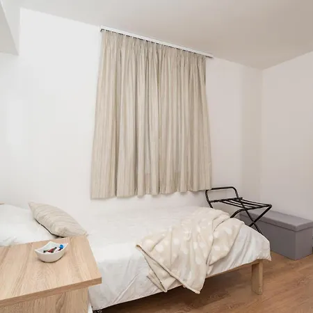 Amazing In Sustjepan With Wifi Apartment *