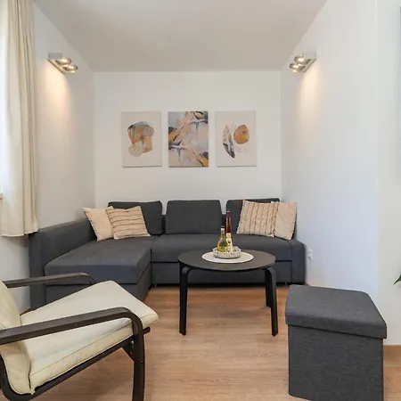 Daire Beautiful In Sustjepan Dubrovnik