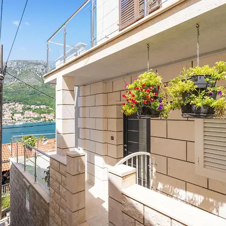 Beautiful In Sustjepan アパート *